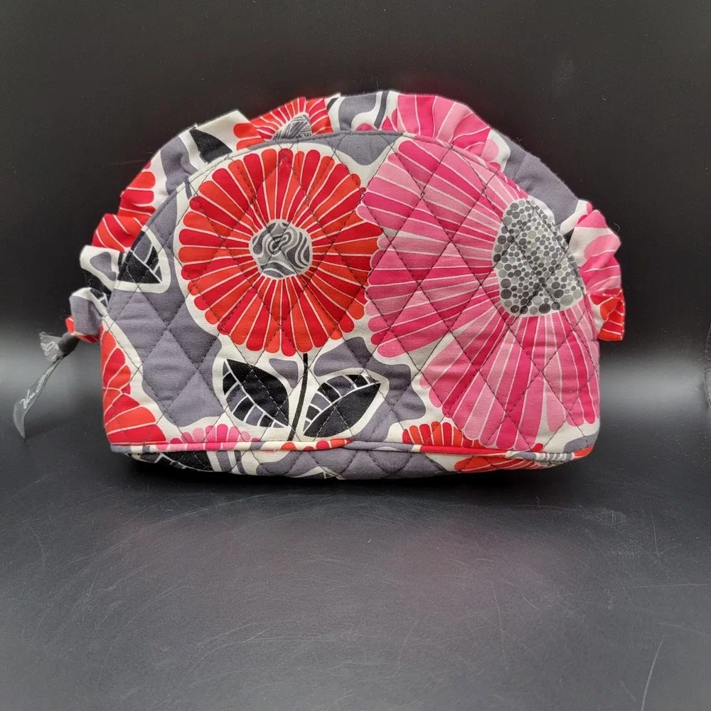 Vera Bradley Make Up Cosmetic Bag Cherry Blossom   Print Zipper  Quilted Fabric